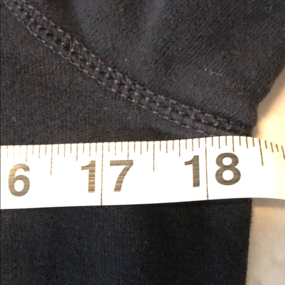 Used jacket by hollister size M - Picture 13 of 14